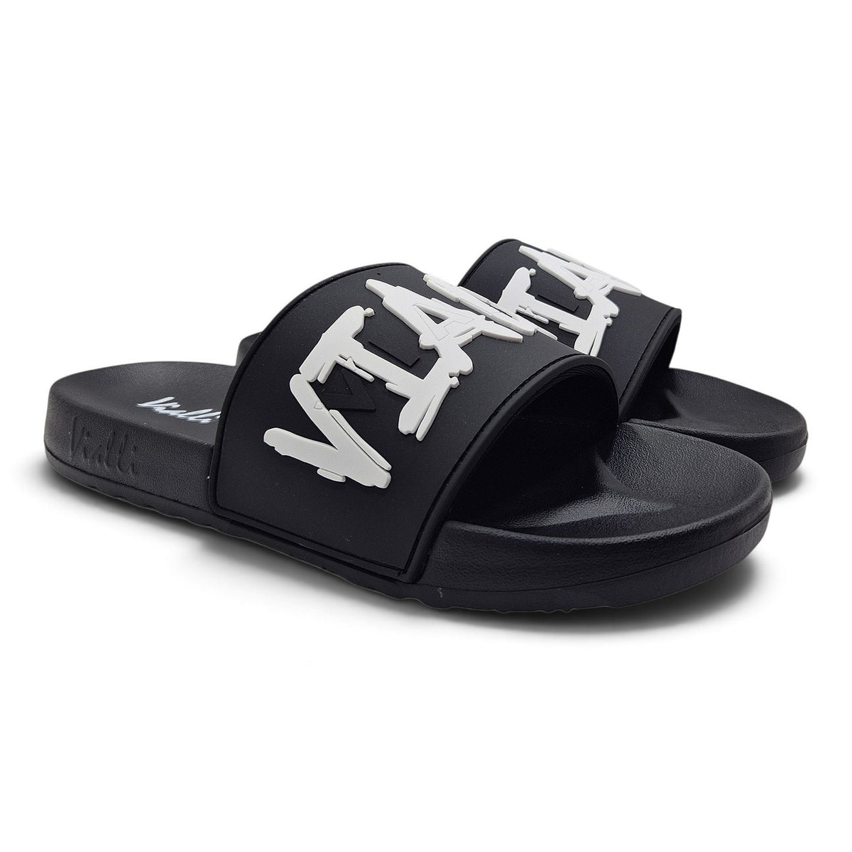 Vialli Khemanai Slide